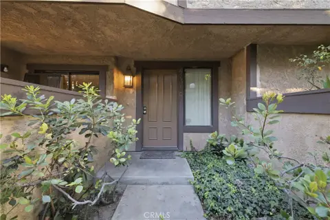 MLS: SR26145333