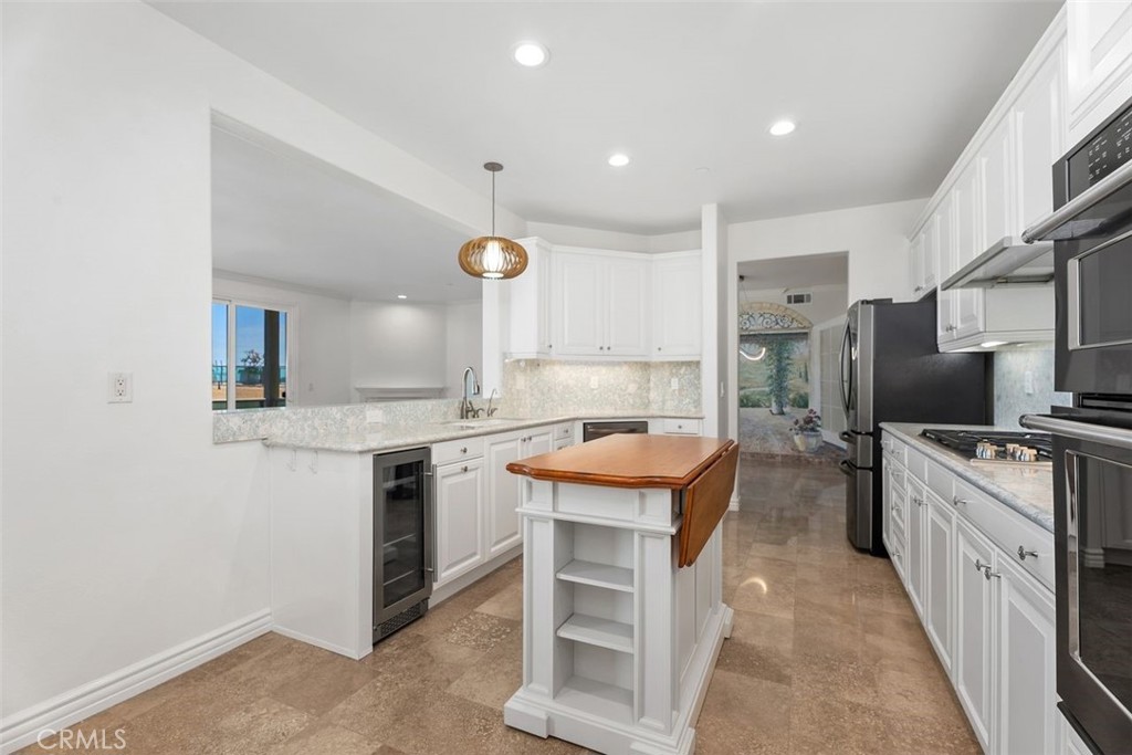 1000 E Ocean Boulevard 416
