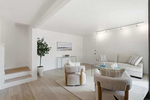 Photo of 1089 Woodlake Drive Dr, Cardiff By The Sea, CA 92007 (MLS # NDP2602190)