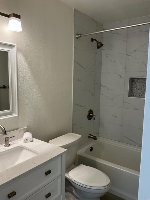 Tiny photo for 1089 Woodlake Drive Dr, Cardiff By The Sea, CA 92007 (MLS # NDP2602190)