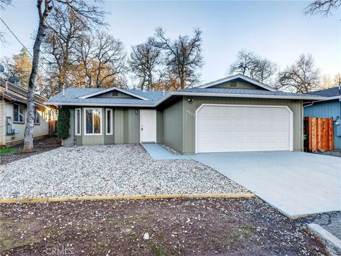 Photo of 15953 35th Ave, Clearlake, CA 95422 (MLS # LC26009327)