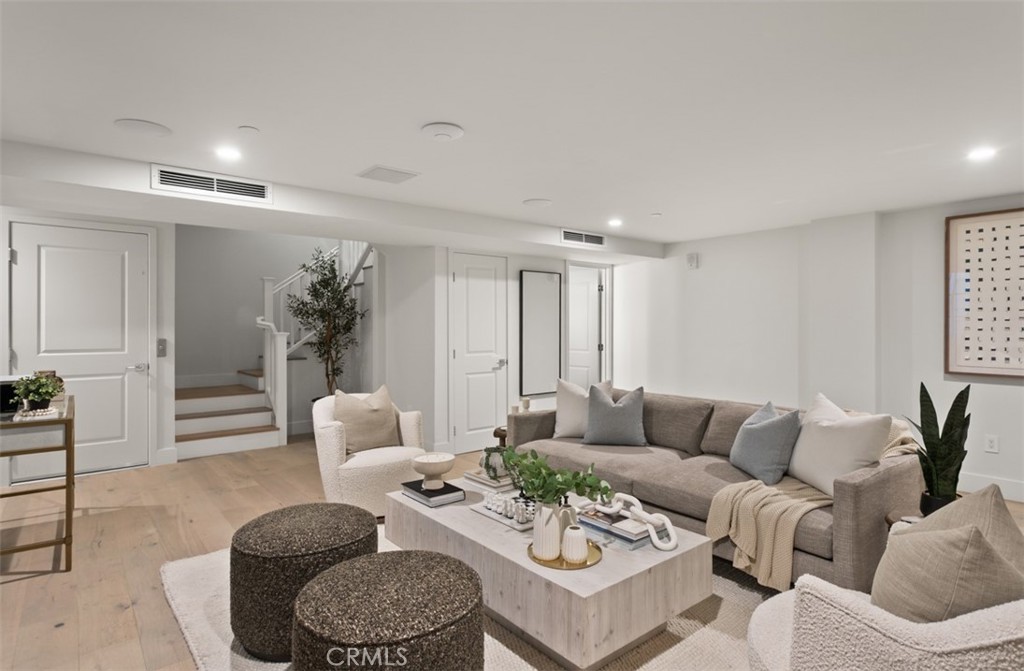 North Laguna (NL) - Residential