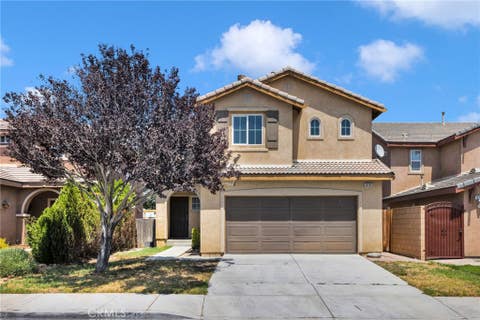 Photo of 13742 Summer Wind ST, Victorville, CA 92394 (MLS # HD26176269)