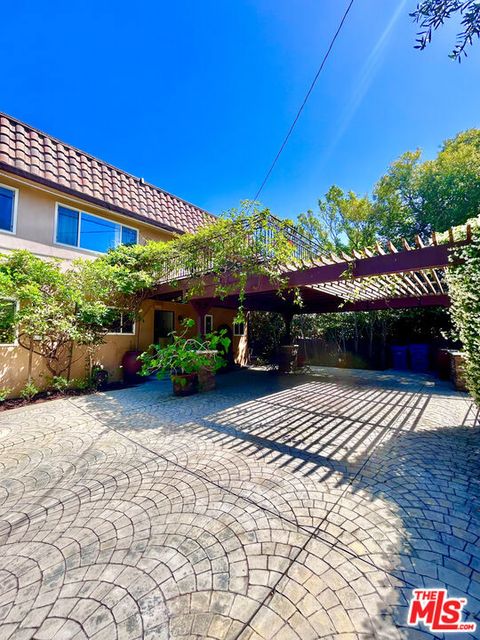 Photo of 503 N Greencraig Road, Los Angeles, CA 90049 (MLS # 26688219)