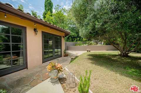 Tiny photo for 503 N Greencraig Road, Los Angeles, CA 90049 (MLS # 26688219)