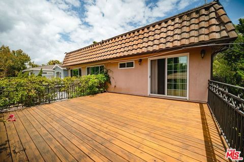 Tiny photo for 503 N Greencraig Road, Los Angeles, CA 90049 (MLS # 26688219)