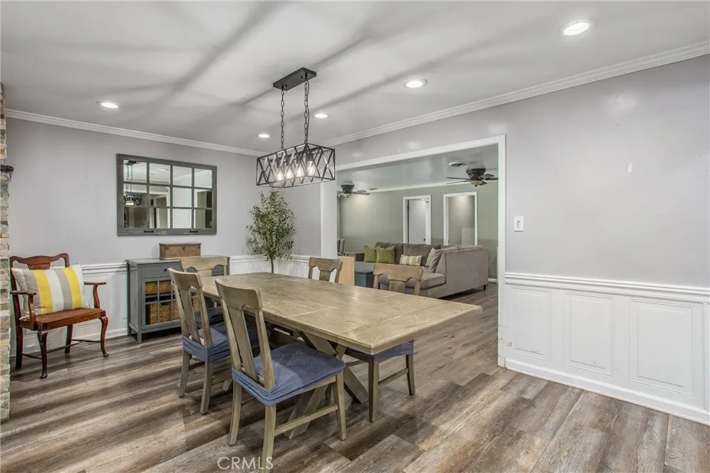 Riverside, California 92506, United States, 6 Bedrooms Bedrooms, ,4 BathroomsBathrooms,Residential,Active,153822