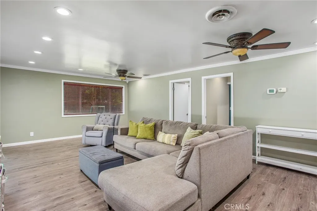 Riverside, California 92506, United States, 6 Bedrooms Bedrooms, ,4 BathroomsBathrooms,Residential,Active,153822