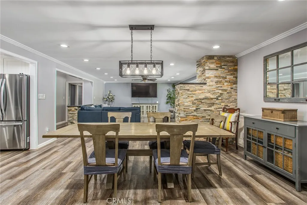 Riverside, California 92506, United States, 6 Bedrooms Bedrooms, ,4 BathroomsBathrooms,Residential,Active,153822