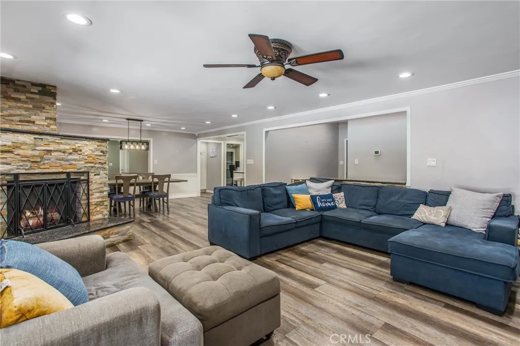 Riverside, California 92506, United States, 6 Bedrooms Bedrooms, ,4 BathroomsBathrooms,Residential,Active,153822