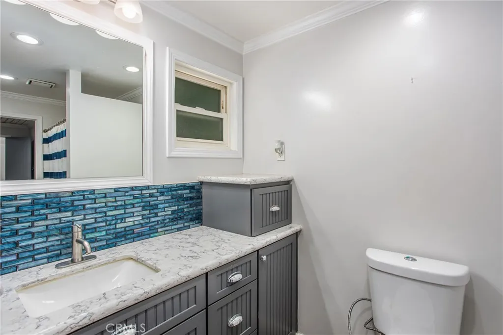 Riverside, California 92506, United States, 6 Bedrooms Bedrooms, ,4 BathroomsBathrooms,Residential,Active,153822