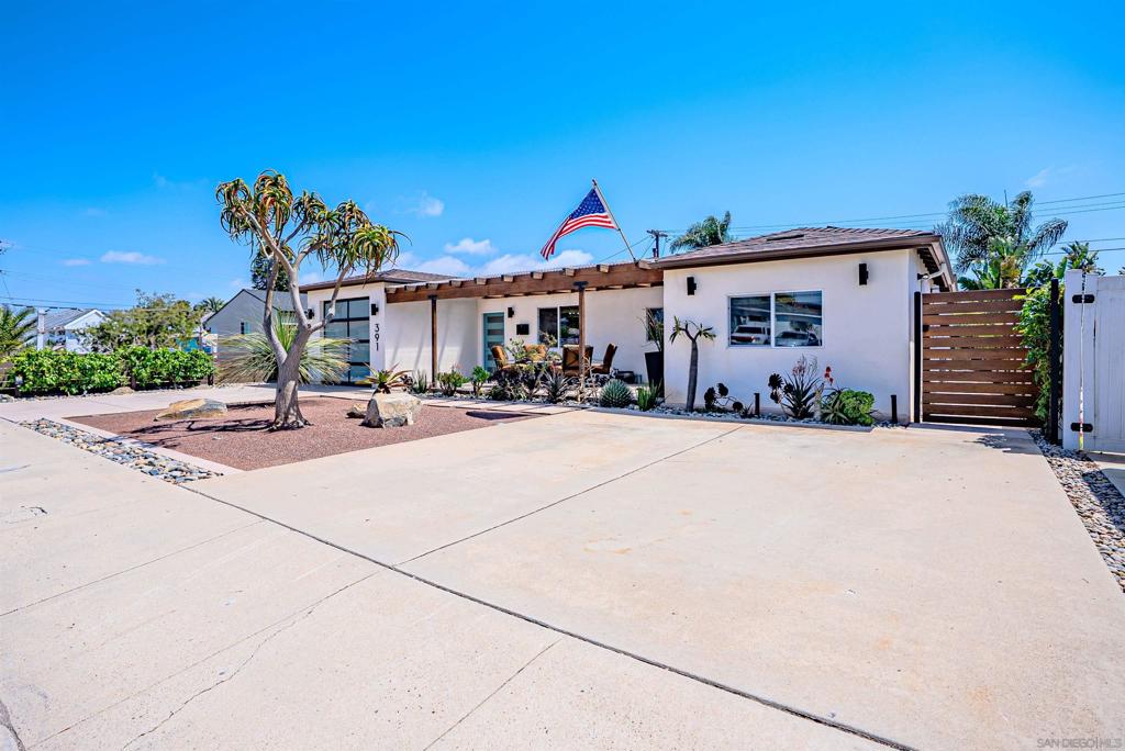 391 Elm Ave