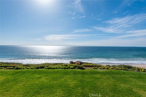 Photo of 29712 Zuma Bay Way Way, Malibu, CA 90265 (MLS # SR26031829)
