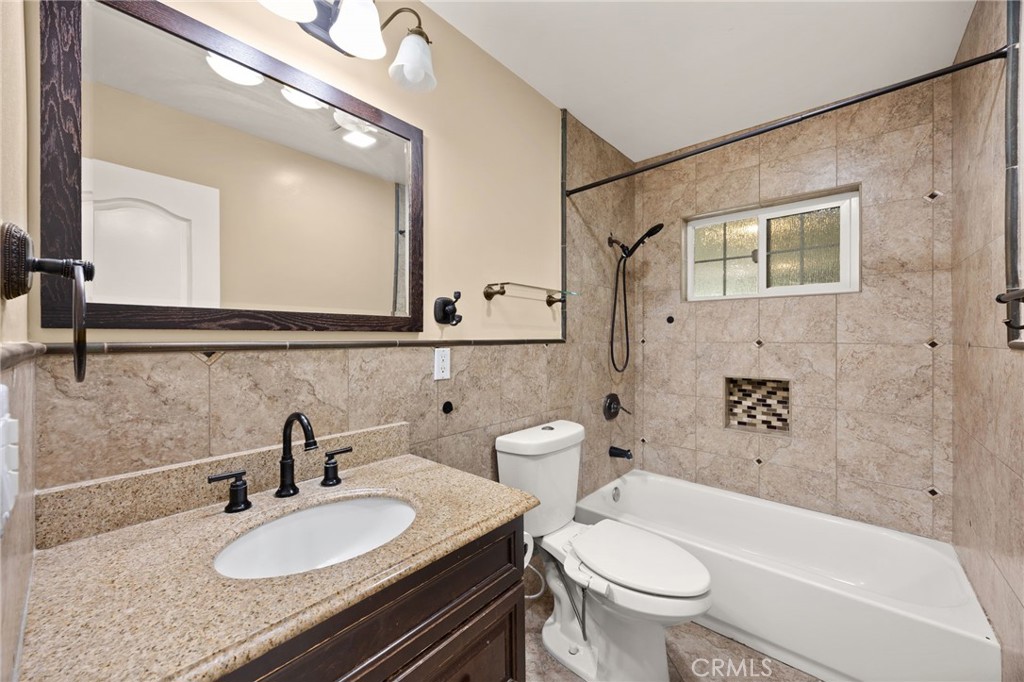 unknown - Residential Lease