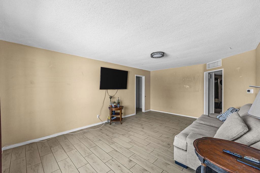 12101 United Road