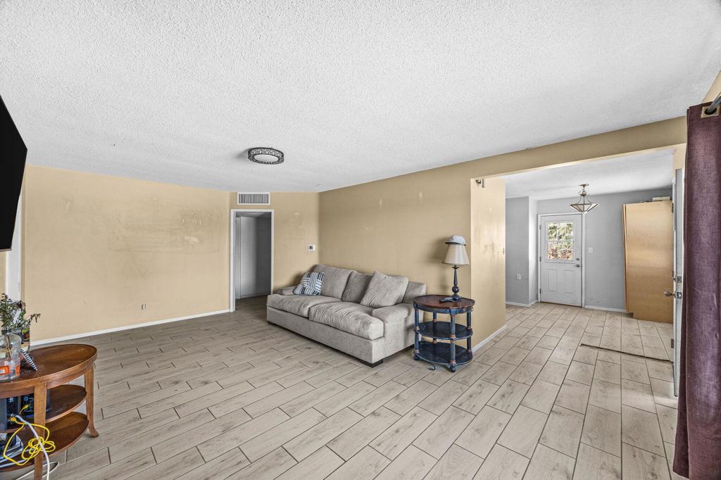 12101 United Road