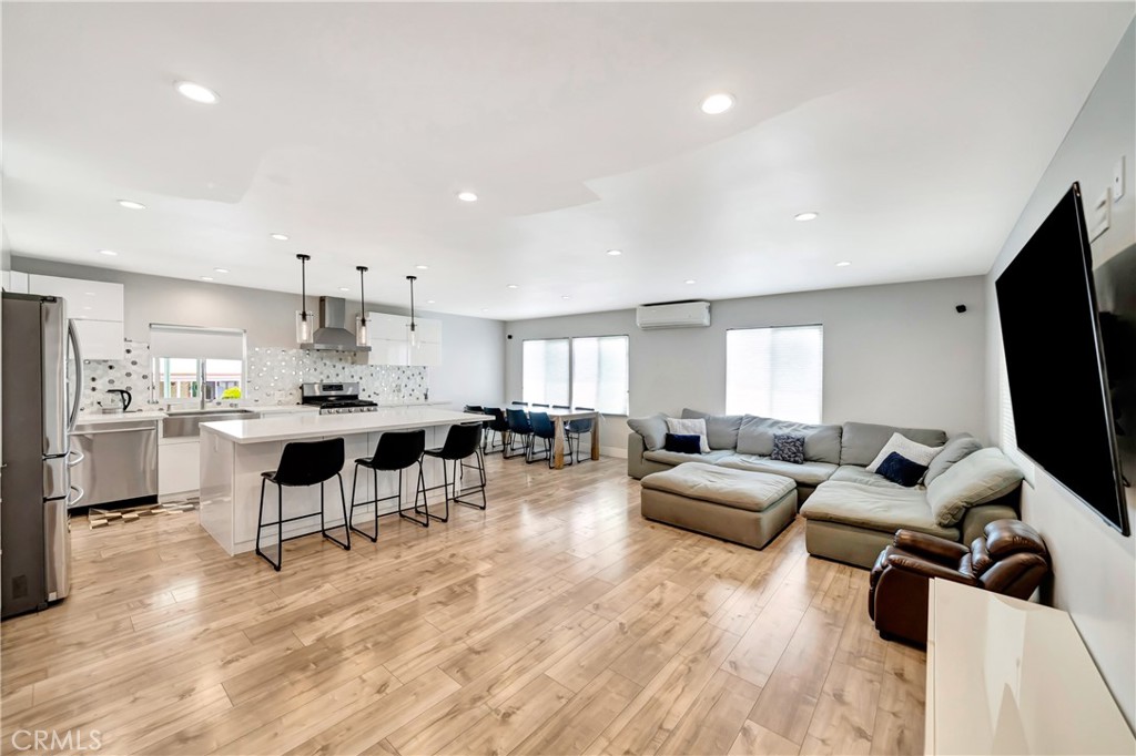 23777 Mulholland Hwy SPC 153