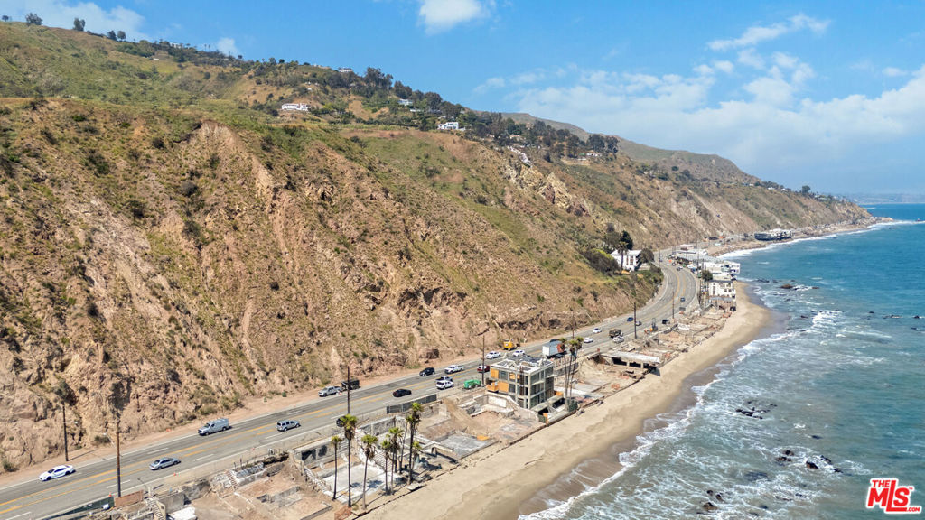 20866 Pacific Coast Highway