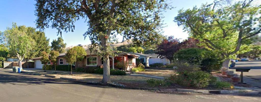 4001 Golf Dr.