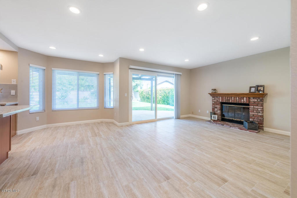 Chanteclair-603 - Residential Lease