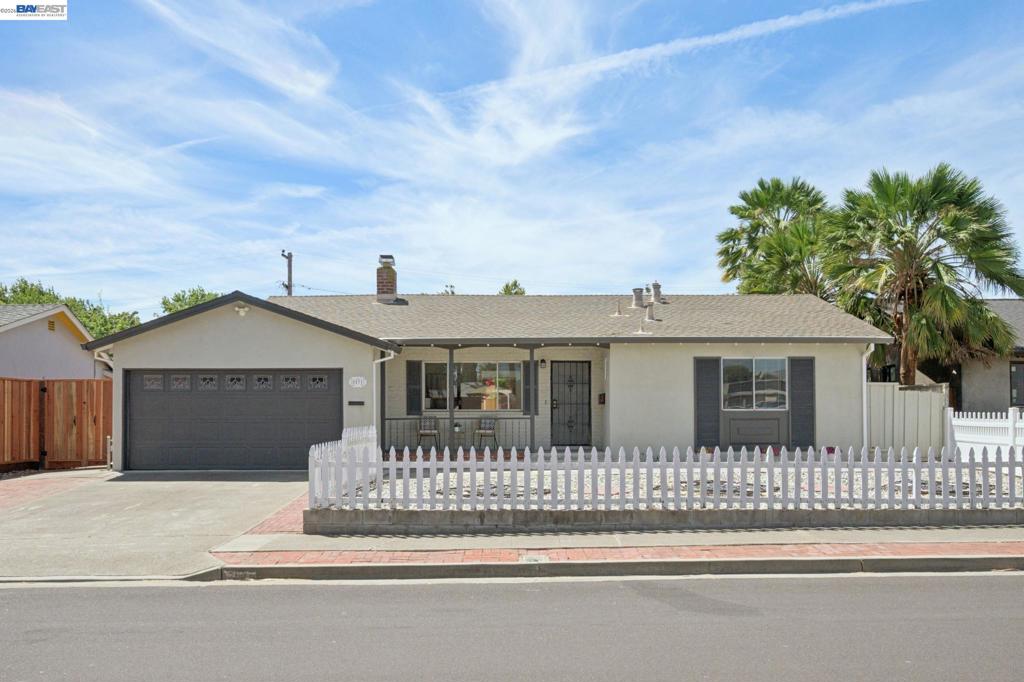 8231 Cardiff Dr