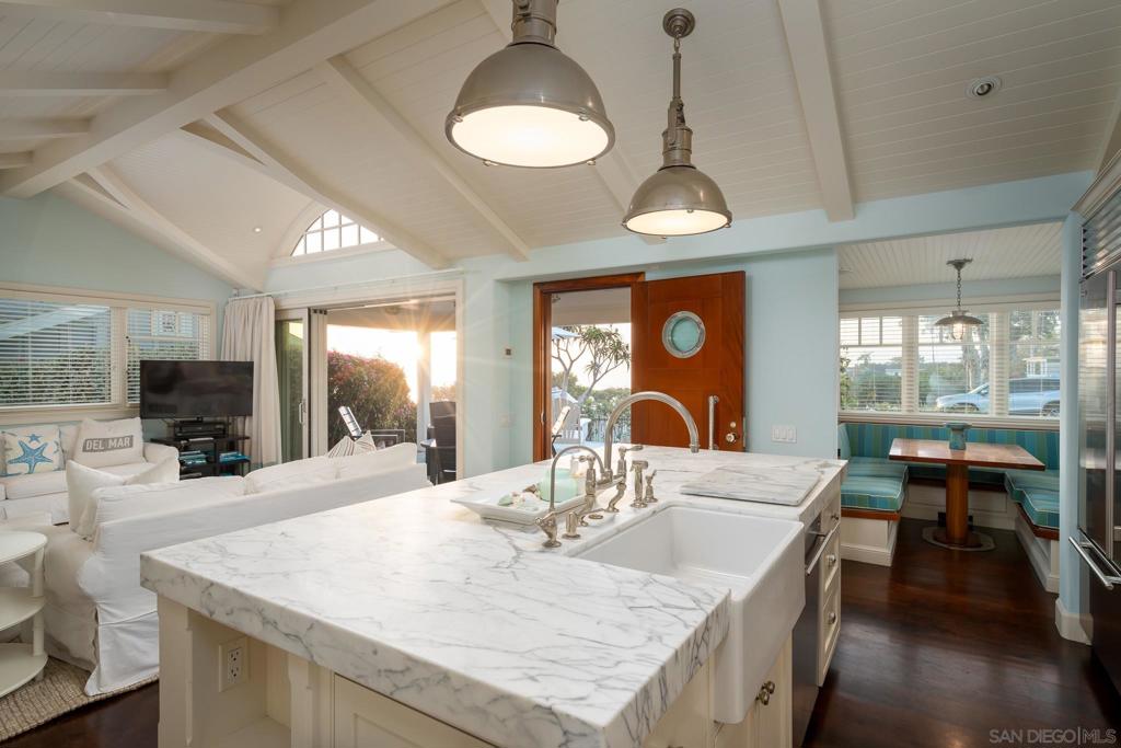 Del Mar - Residential Lease