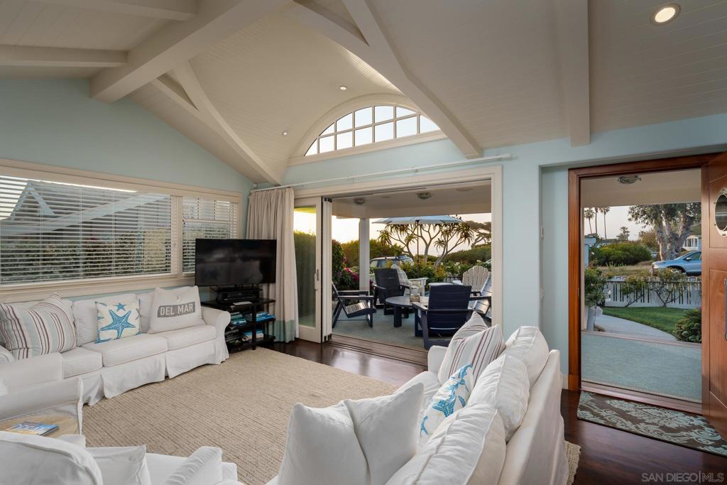 Del Mar - Residential Lease