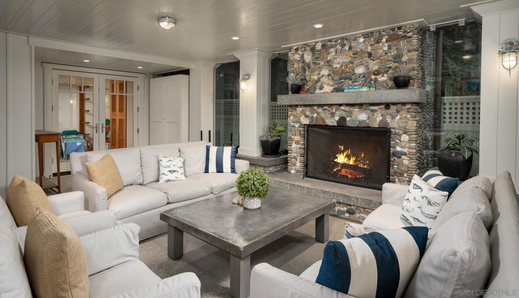 Del Mar - Residential Lease