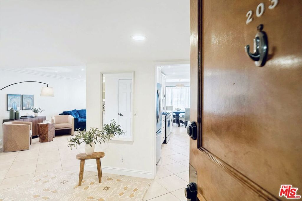 Photo of 1215 Brockton Avenue #203, Los Angeles, CA 90025 (MLS # 26666751)