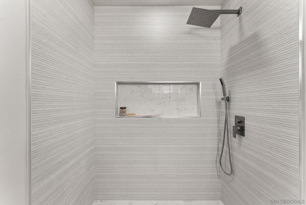 Clairemont - Residential