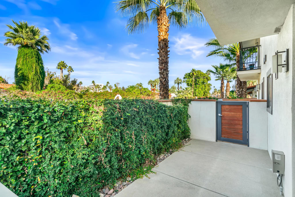 Tennis Club - Residential