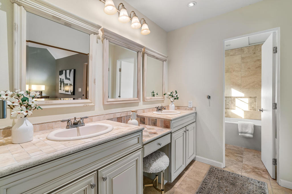 Tennis Club - Residential