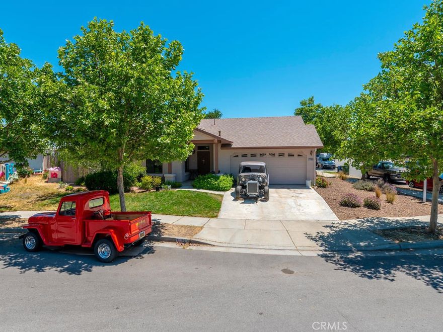 The opportunity to have a place to call home in Paso Robles Wine country has arrived.  With 1,320 sqft of living space this home features an updated kitchen with custom wood cabinetry that is also noticeable throughout the house from the living room to the bathrooms. Let’s not forget the new carpet in the living room and bedrooms making it warm and cozy. With 3 bedrooms and 2 bathrooms this home comes with a solar system that is already fully paid off, so say goodbye to paying large electric bills.