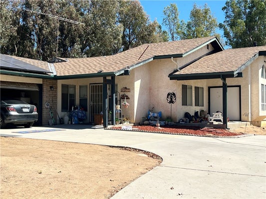 27440 CORNELL ST, HEMET, CA 92544 - Image b9904fc4e782002edde1d991b9e842b8/2989353843
