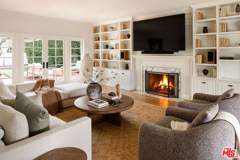 Photo of 347 25th Street, Santa Monica, CA 90402 (MLS # 26656439)