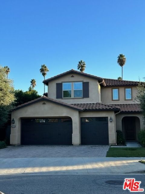 Photo of 17032 Cantlay Street, Lake Balboa, CA 91406 (MLS # 26633961)
