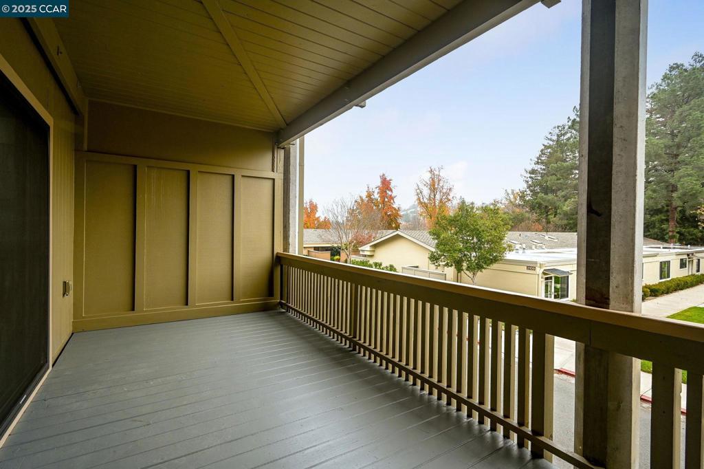 ROSSMOOR - Residential