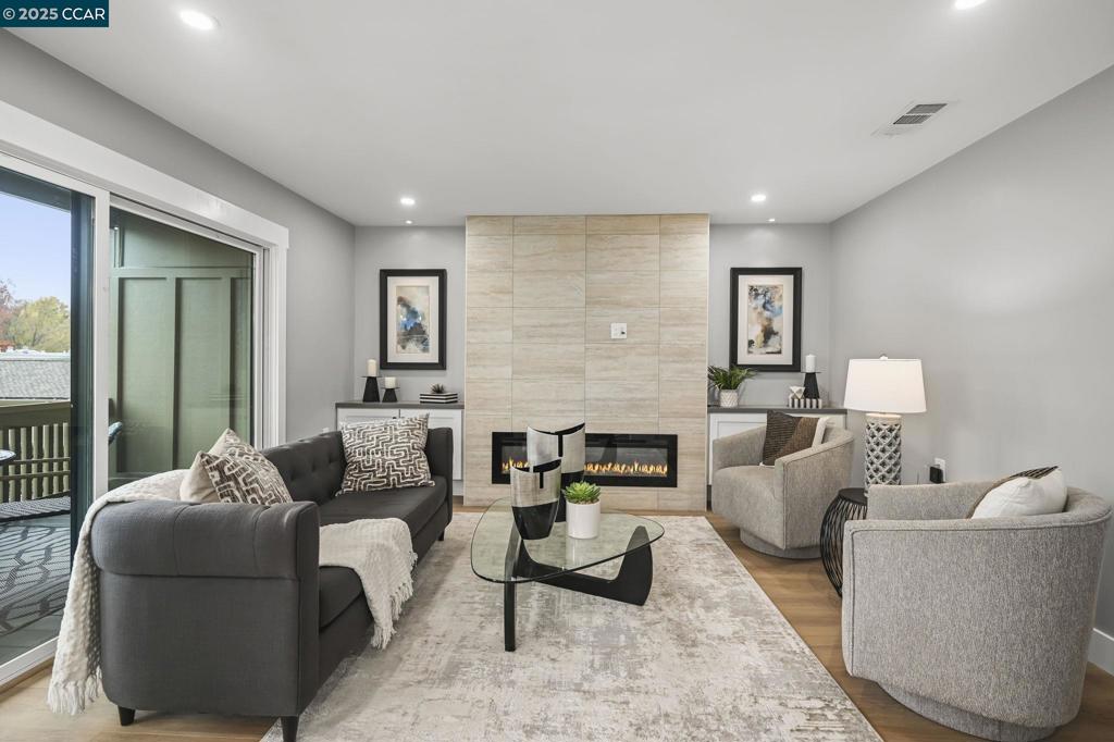 ROSSMOOR - Residential