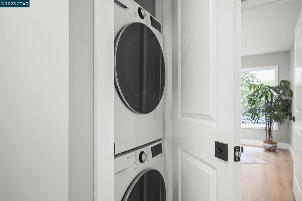 ROSSMOOR - Residential