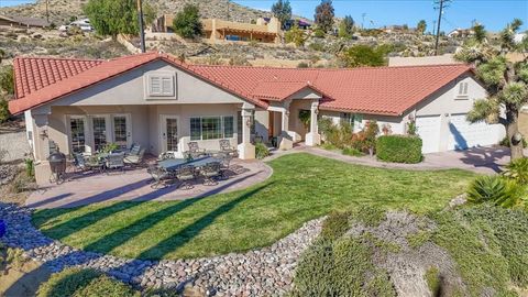 Photo of 7636 Shafter, Yucca Valley, CA 92284 (MLS # JT26000920)