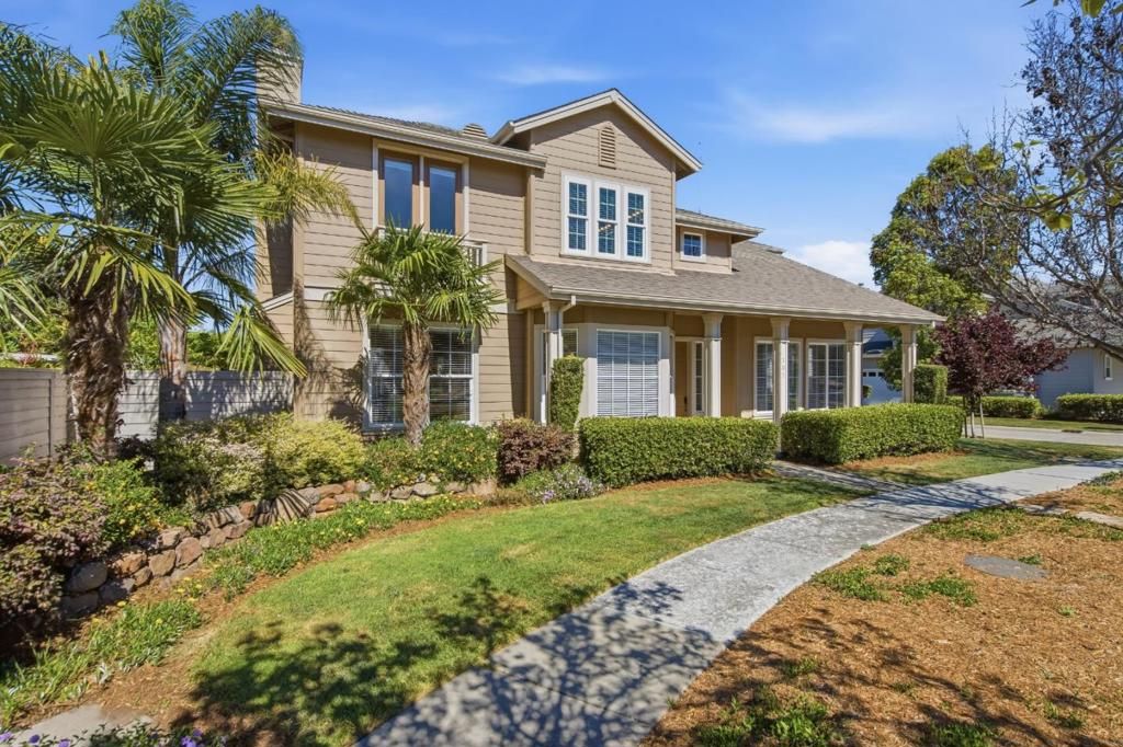 Photo of 703 Lacewing Lane, Redwood City, CA 94065 (MLS # ML82040245)