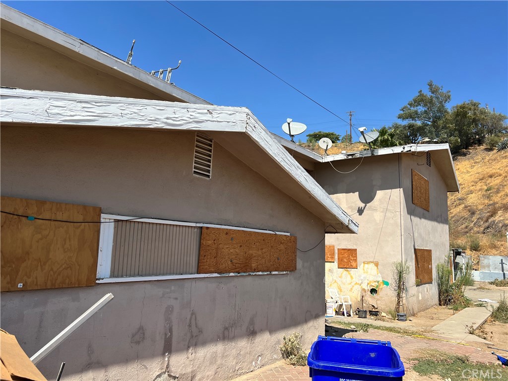 1370 Hillside Drive