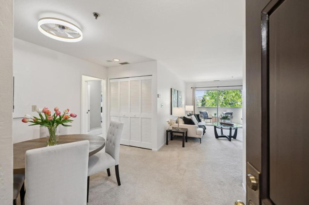 300 Murchison Drive 312