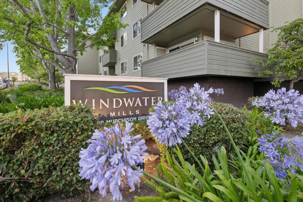 300 Murchison Drive 312