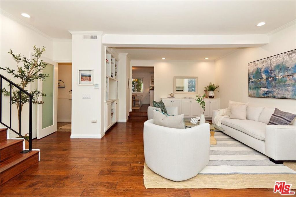 Photo of 910 19th Street #110, Santa Monica, CA 90403 (MLS # 26672009)