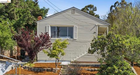 Photo of 6914 Outlook Ave, Oakland, CA 94605 (MLS # 41128656)