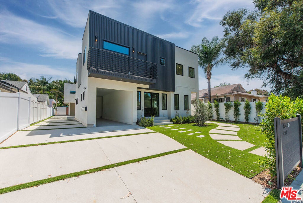 4942 Topanga Canyon Boulevard