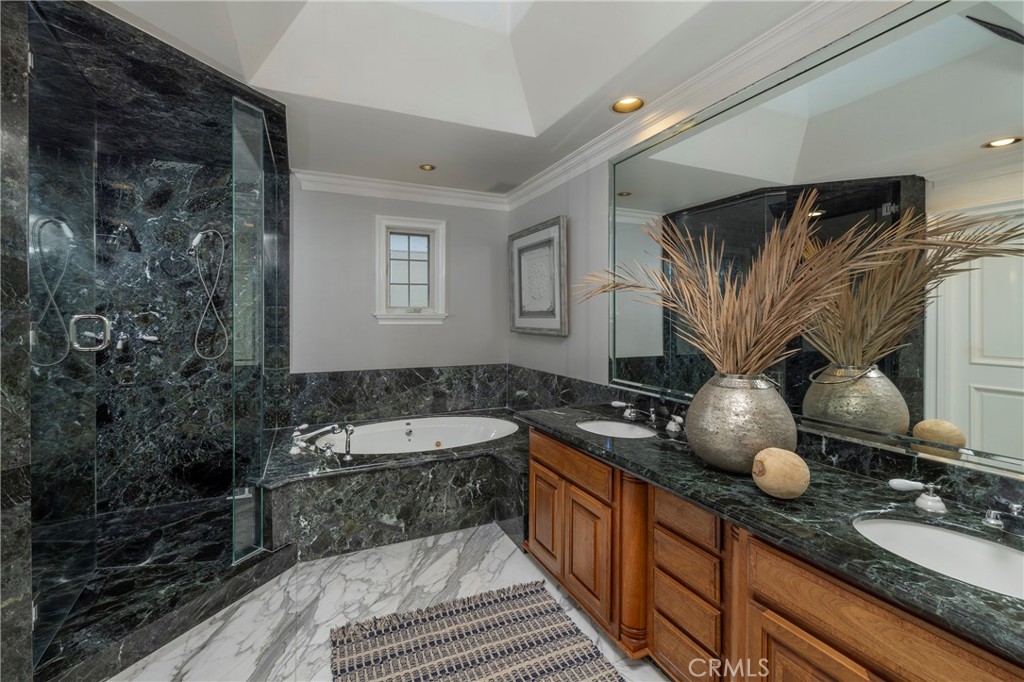 Lido Island (LIDO) - Residential