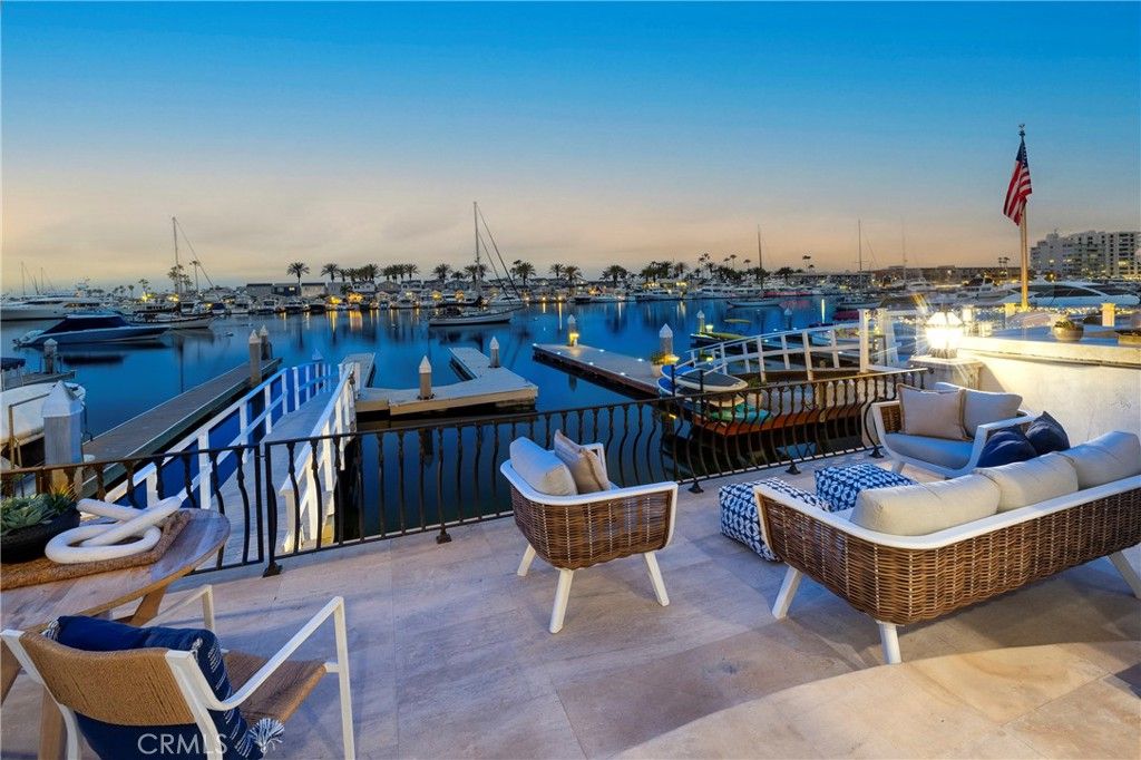 Photo of 339 Via Lido Soud, Newport Beach, CA 92663 (MLS # NP25267911)