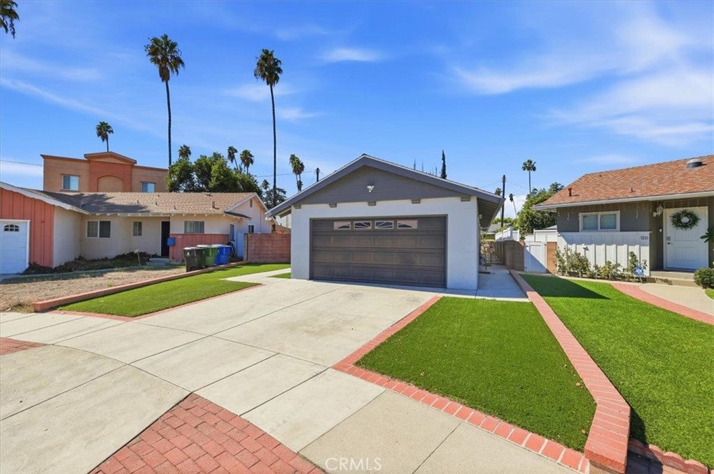 7227 Whitaker Avenue